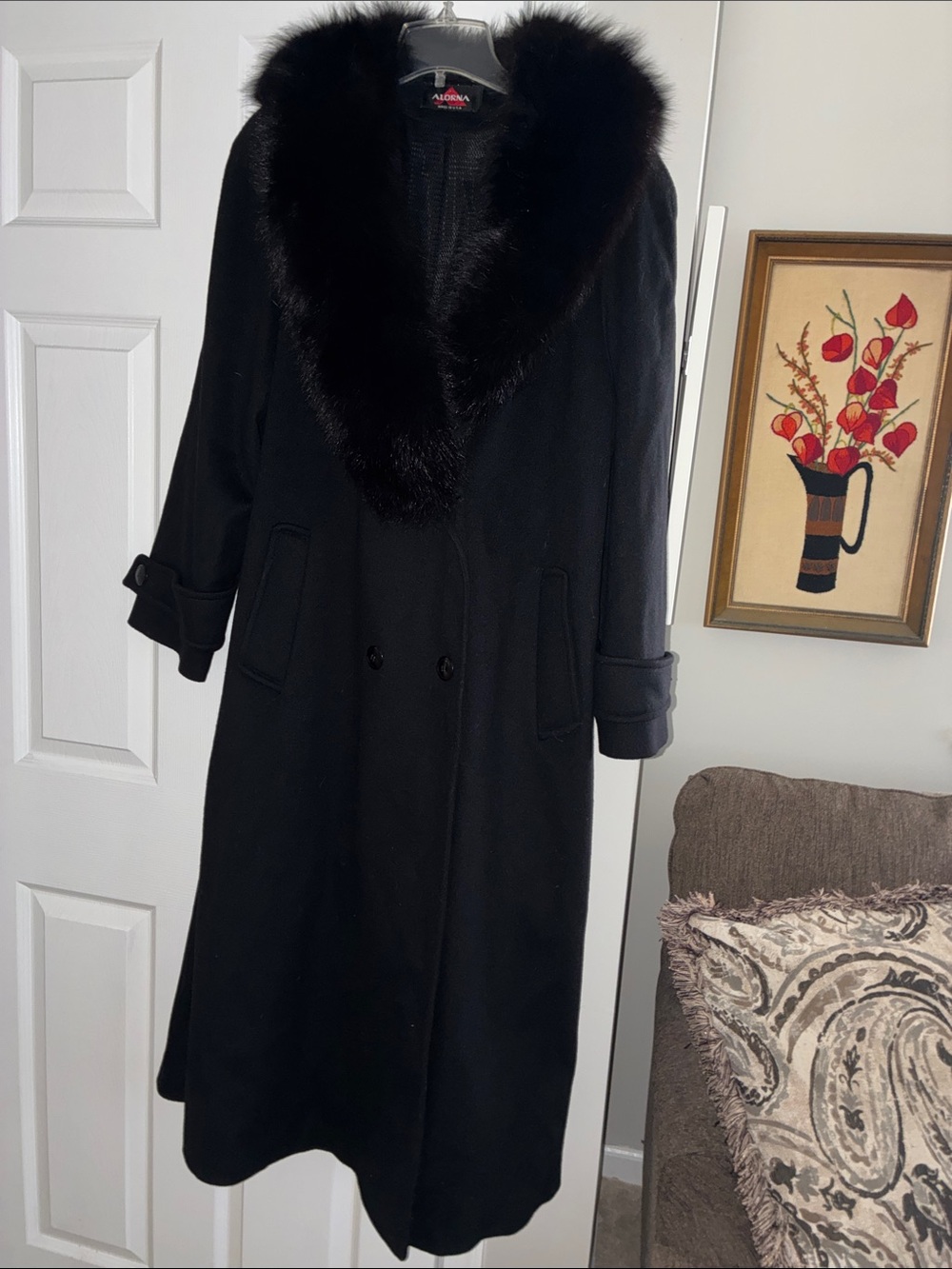 Gorgeous Double Breasted Full Length Swing Wool Coat with Real Fur Collar Size L